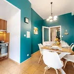 Apartment Riverside 2bd By Vltava & Theater Prague