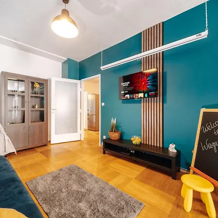 Riverside 2bd By Vltava & Theater *