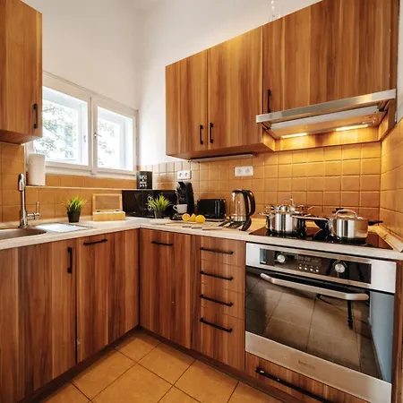 Riverside 2bd By Vltava & Theater Appartamento