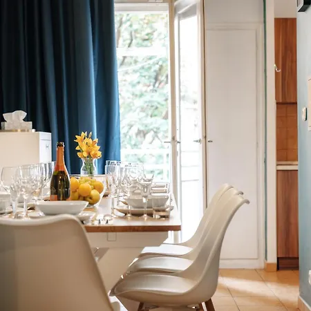 아파트 Riverside 2bd By Vltava & Theater *