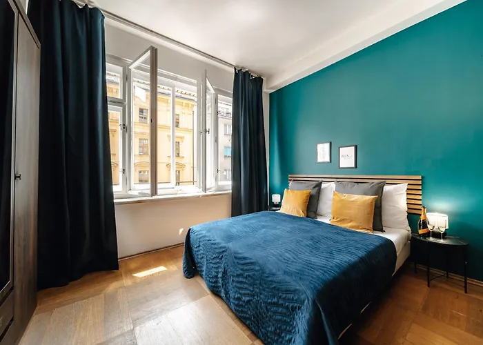 דירה Riverside 2bd By Vltava & Theater *